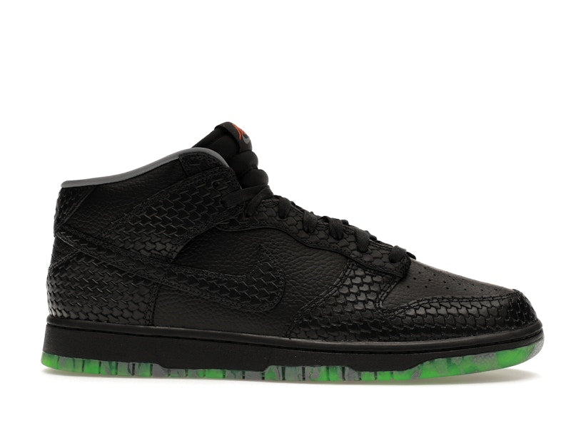 Nike Dunk Mid Premium Halloween Headless Horseman