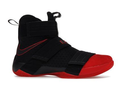 Nike LeBron Zoom Soldier 10 Un-Cleated