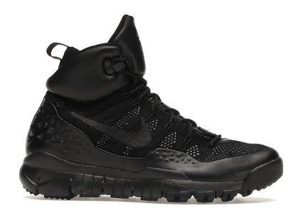 Nike Lupinek Flyknit Triple Black