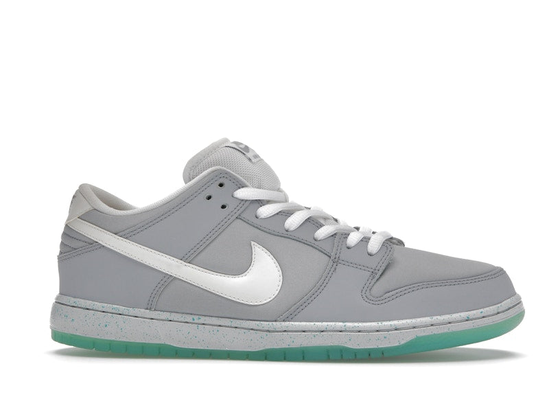 Nike SB Dunk Low Marty McFly