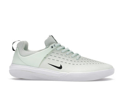 Nike SB Zoom Nyjah 3 Barely Green