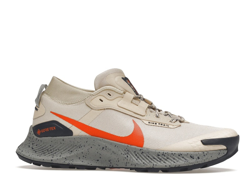 Nike Pegasus Trail 3 Gore-Tex Rattan Campfire Orange