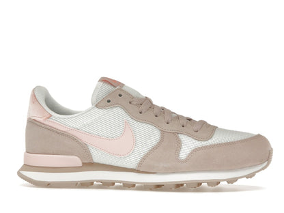 Nike Internationalist Summit White Light Madder Root (Women's)