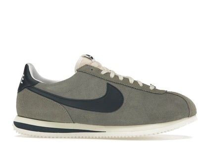 Nike Cortez size? Exclusive Grey