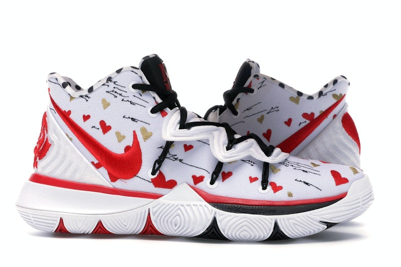 Nike Kyrie 5 Sneaker Room Mom White