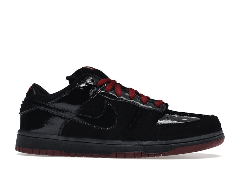 Nike SB Dunk Low Mafia