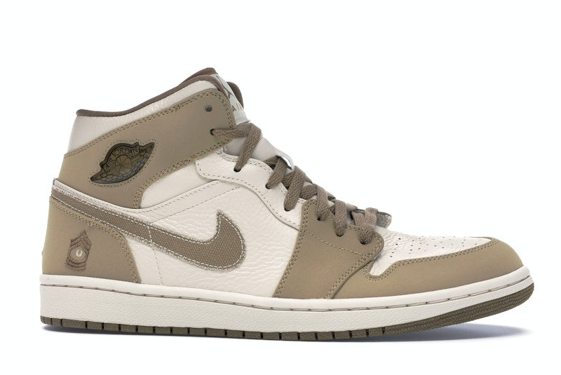 Jordan 1 Retro Armed Forces Pearl White