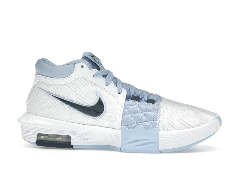 Nike LeBron Witness 8 UNC