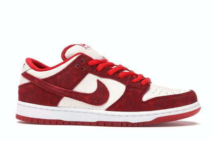 Nike SB Dunk Low Valentine's Day (2014)