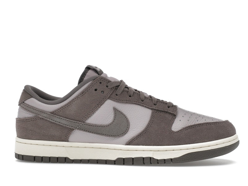 Nike Dunk Low SE Platinum Violet Cave Stone