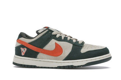 Nike SB Dunk Low Eire