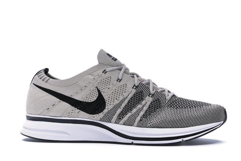 Nike Flyknit Trainer Pale Grey