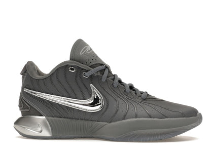 Nike LeBron 21 Resilient