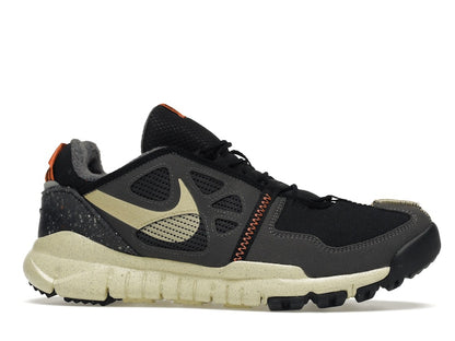Nike Free Terra Vista Black Canvas