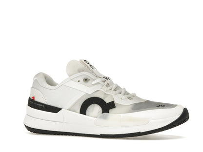 On The Roger Pro 2 Clay White Black (Women's)