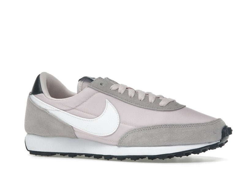 Nike Daybreak Barely Rose (Women's)