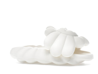 Takashi Murakami Ohana Full-Bloom Slide Star White