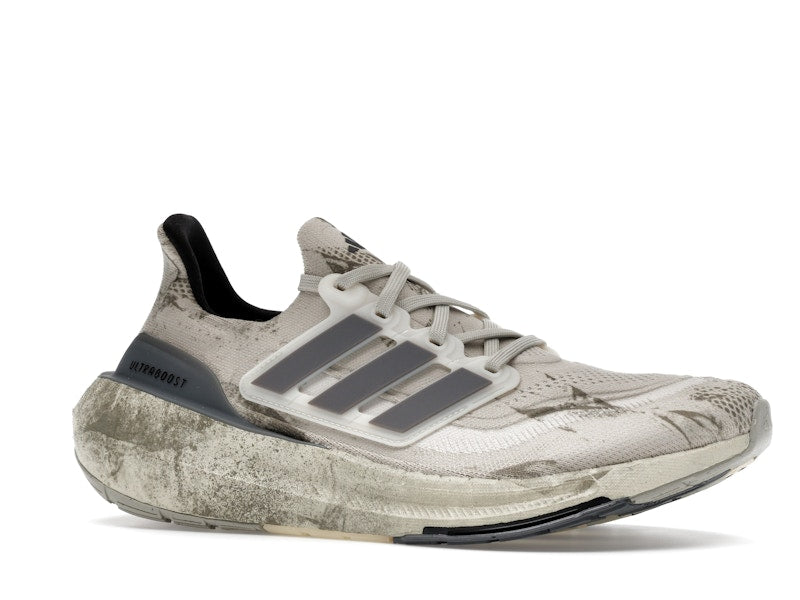 adidas Ultra Boost Light Worn-Out