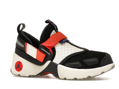 Jordan Trunner LX Rare Air (Women's)
