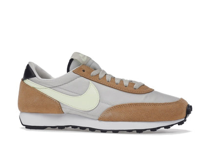 Nike Daybreak Praline Volt (Women's)