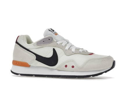Nike Venture Runner Coconut Milk Light Curry (Women's)