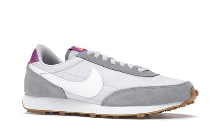 Nike Daybreak Particle Grey (Women's)