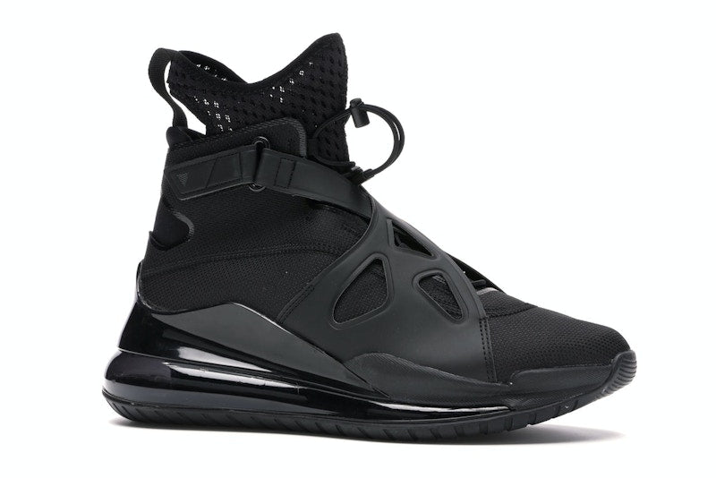 Jordan Air Latitude 720 Triple Black (Women's)
