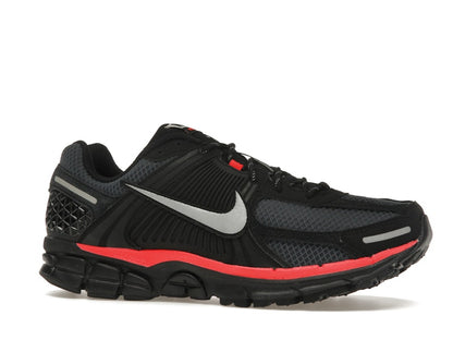 Nike Zoom Vomero 5 Black Metallic University Red