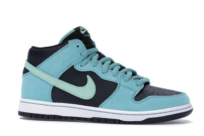 Nike SB Dunk Mid Sea Crystal