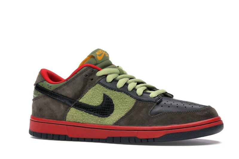 Nike SB Dunk Low Asparagus