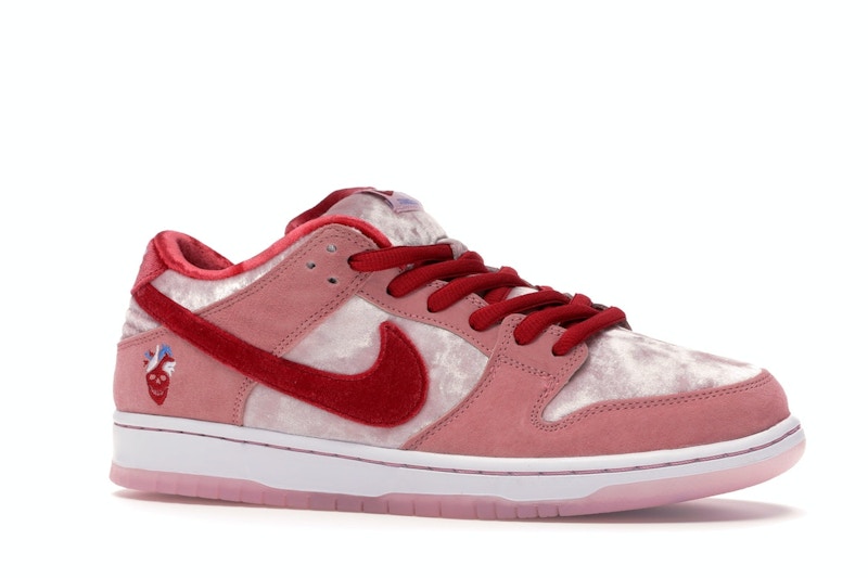 Nike SB Dunk Low StrangeLove Skateboards