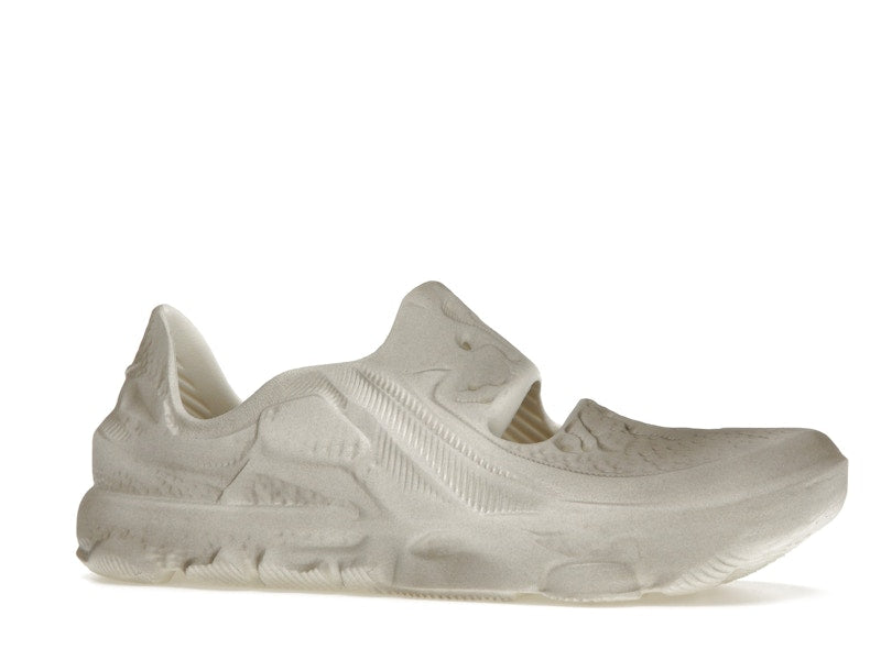 Nike ISPA Universal Natural Black