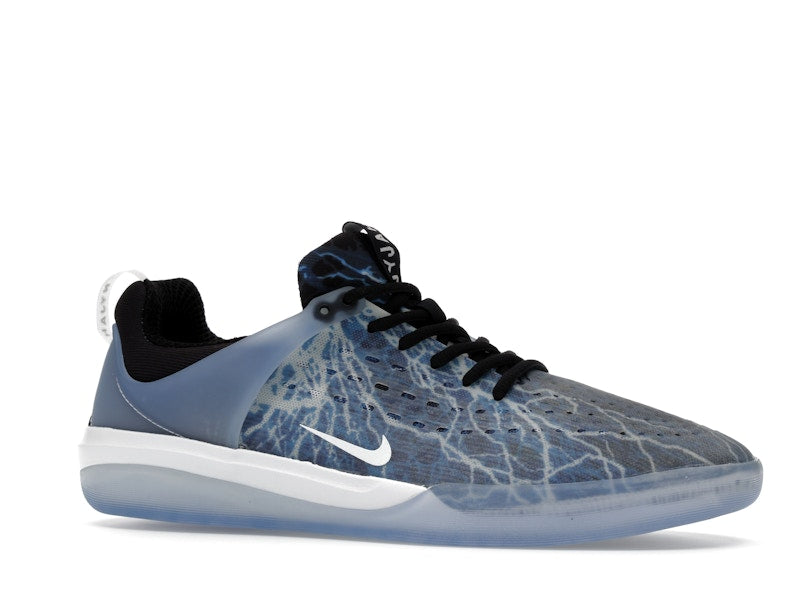 Nike SB Zoom Nyjah 3 Trouble at Home