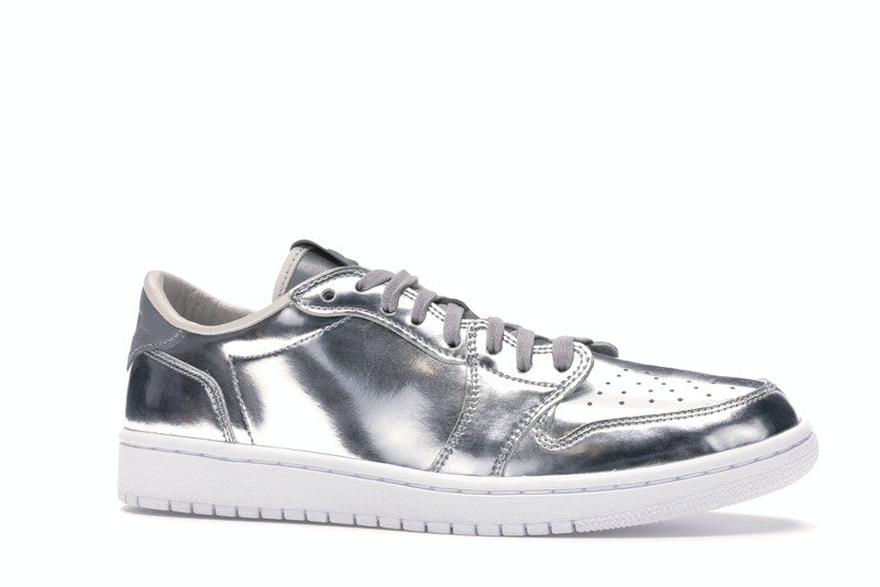 Jordan 1 Retro Low Pinnacle Metallic Silver