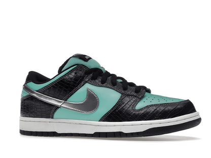 Nike SB Dunk Low Diamond Supply Co.