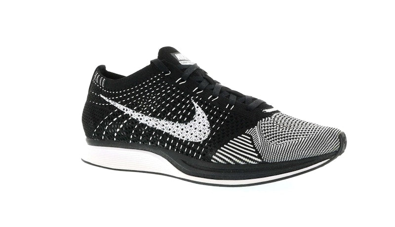 Nike Flyknit Racer Black Tongue