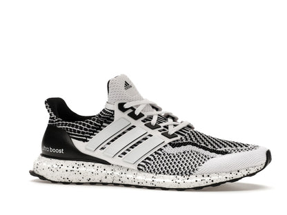 adidas Ultra Boost 5.0 DNA Cloud White Black