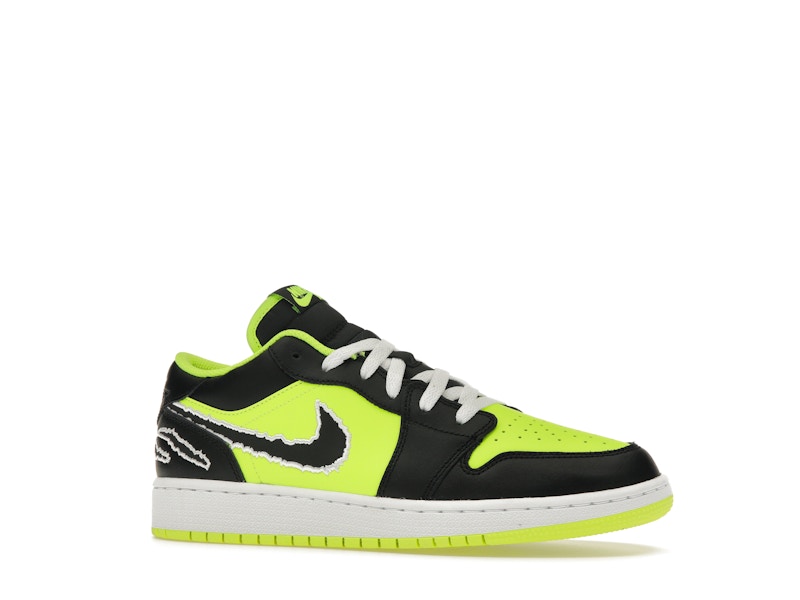 Jordan 1 Low SE Black Cat Volt (GS)