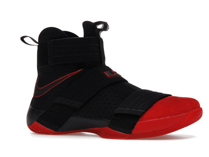 Nike LeBron Zoom Soldier 10 Un-Cleated