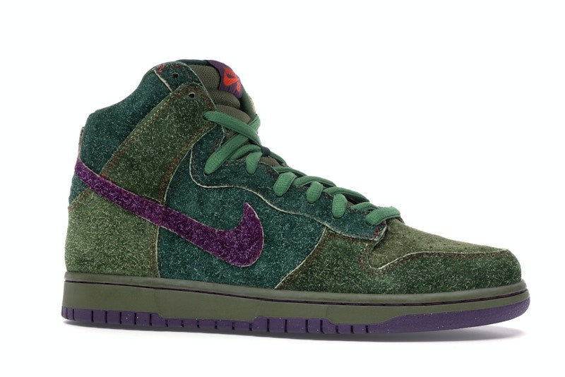 Nike SB Dunk High Skunk 420