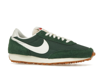 Nike Daybreak Vintage Fir (Women's)