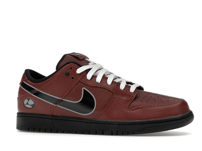Nike SB Dunk Low Limosine Skateboards
