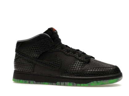 Nike Dunk Mid Premium Halloween Headless Horseman