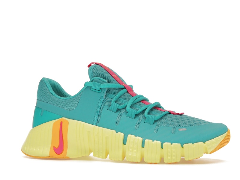 Nike Free Metcon 5 Dusty Cactus Fierce Pink