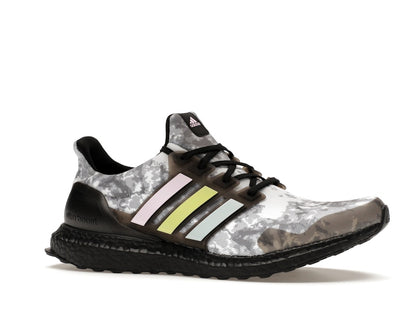 adidas Ultra Boost Sky Tint Black