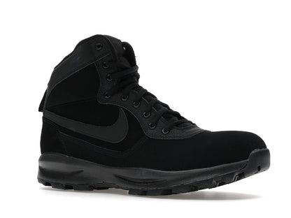 Nike Manoadome Triple Black