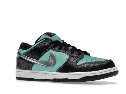 Nike SB Dunk Low Diamond Supply Co.
