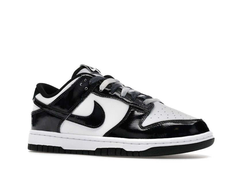 Nike Dunk Low SE Panda
