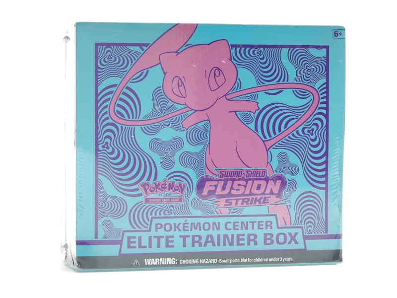 Pokémon TCG Sword & Shield Fusion Strike Pokémon Center Elite Trainer Box