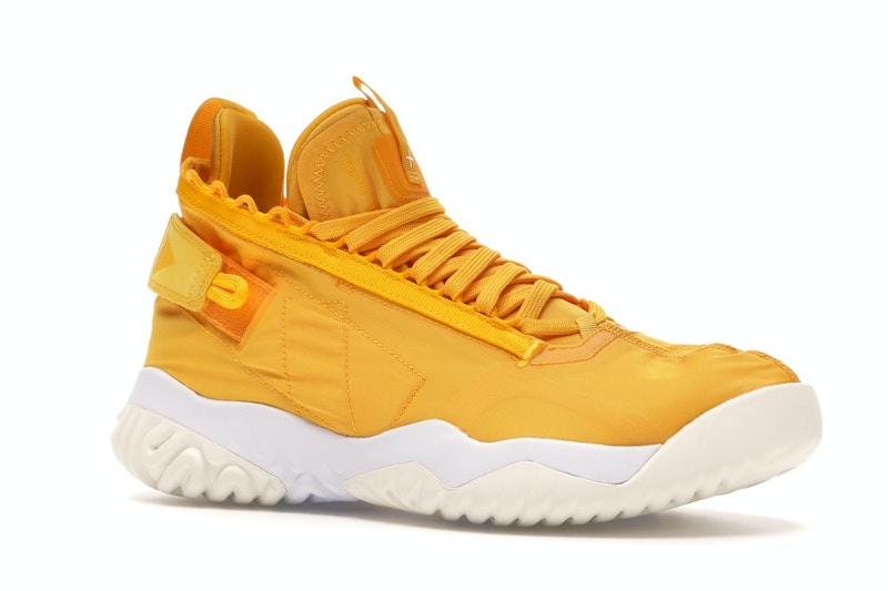 Jordan Proto React University Gold White
